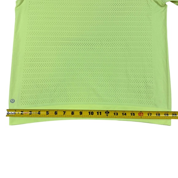 lululemon‎ Women's Seamless Long Sleeve Top Neon Green Est 6 Athleisure Gym Run - Picture 7 of 8